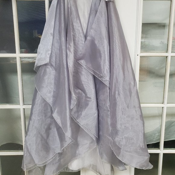 Say Yes to the Prom Tulle Silver/White Skirt - Picture 6 of 9